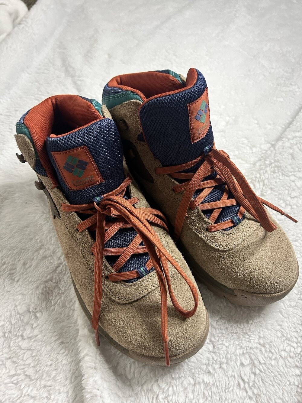 Brand New Columbia Men's Newton Ridge Plus II Suede Waterproof Hiking Boots 9M